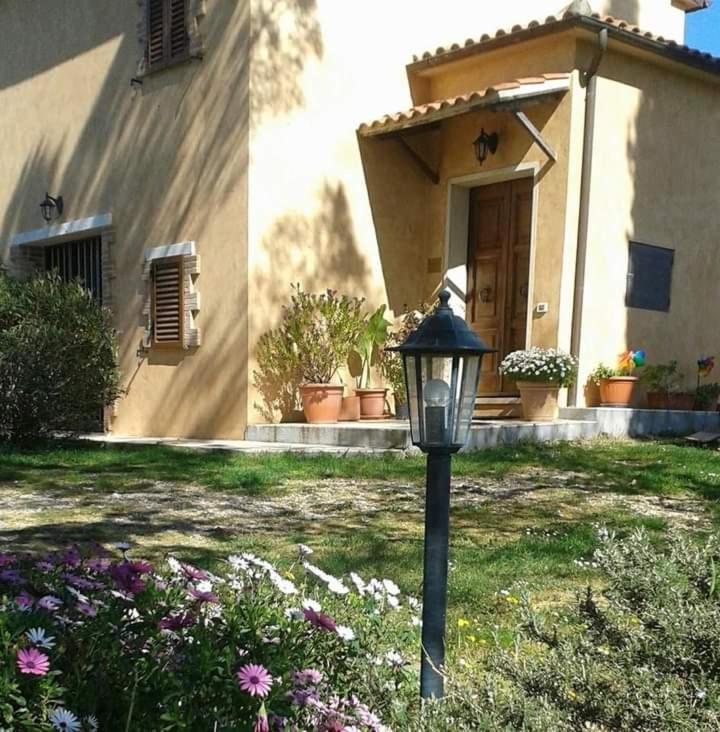 Apartmán Monolocale Stiacce Saturnia Exteriér fotografie